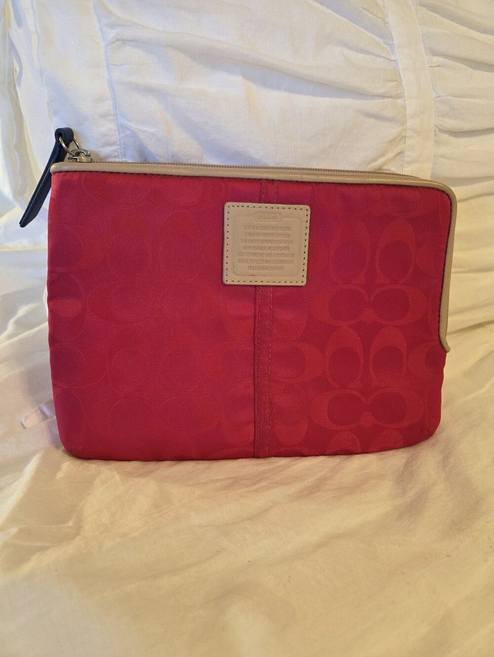 COACH SIGNATURE Fuscia Nylon Tablet Sleeve Perfect